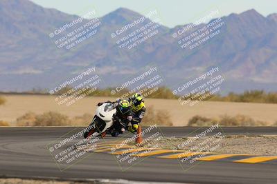 media/Dec-17-2022-SoCal Trackdays (Sat) [[224abd9271]]/Turn 15 (155pm)/